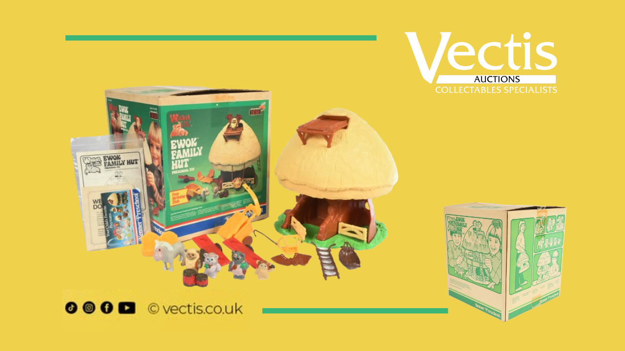 Unboxing the Ewok Family hut 